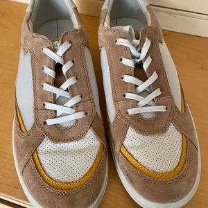 Ecco Retro Classic Sneaker